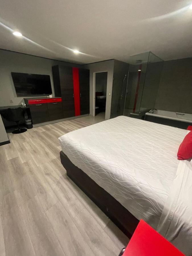 Astro Pasadena Hotel Экстерьер фото