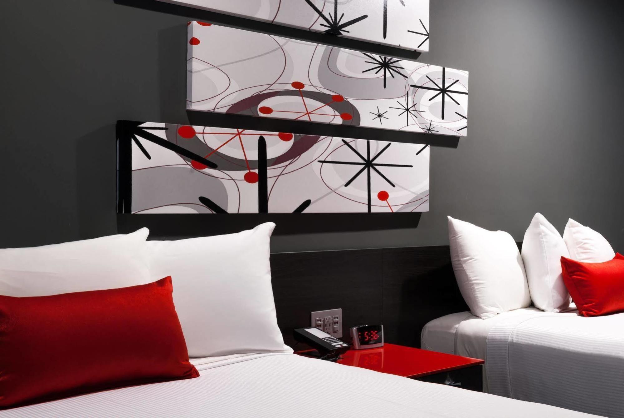 Astro Pasadena Hotel Экстерьер фото